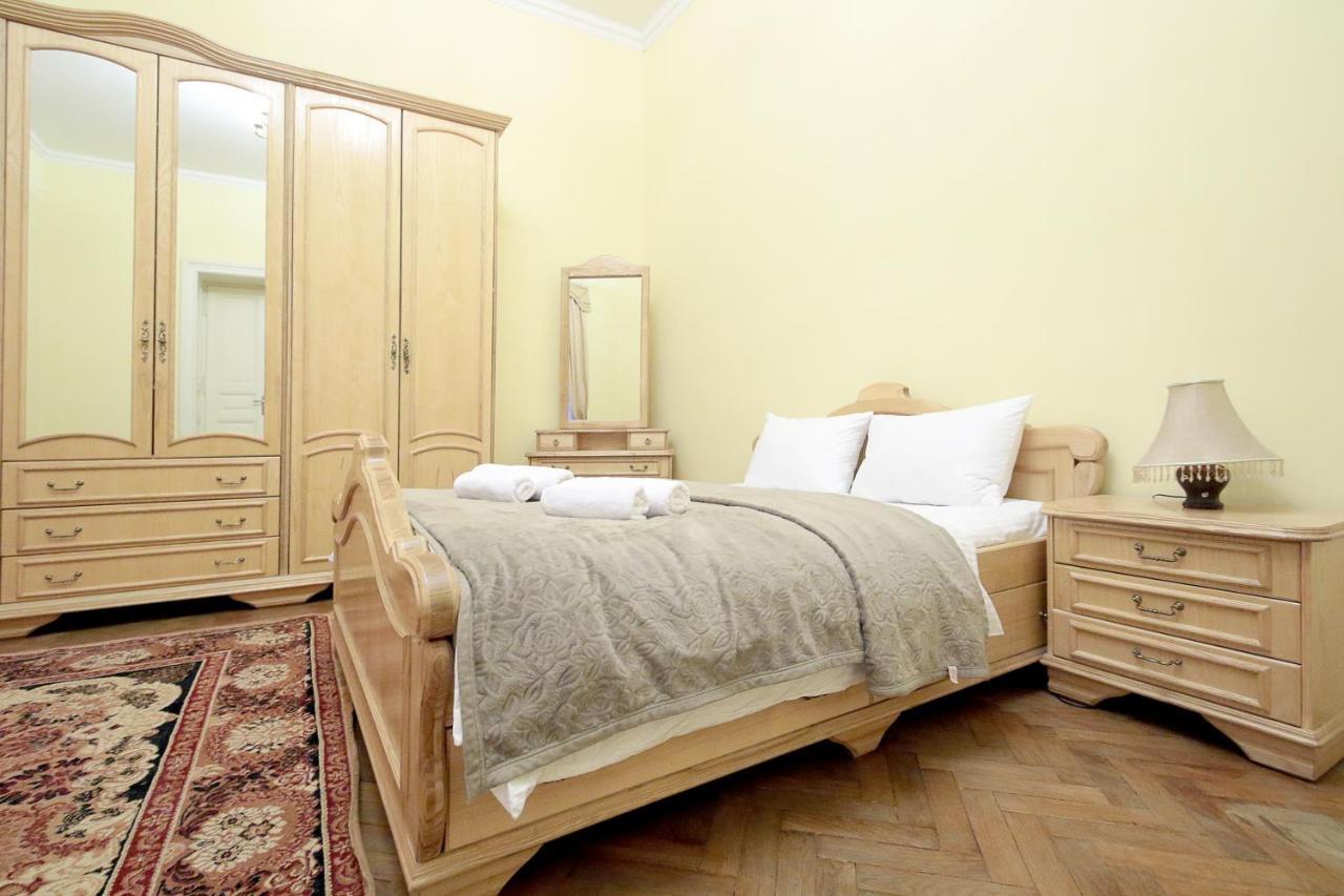 Pro Apartments 12213 Lviv Exterior photo